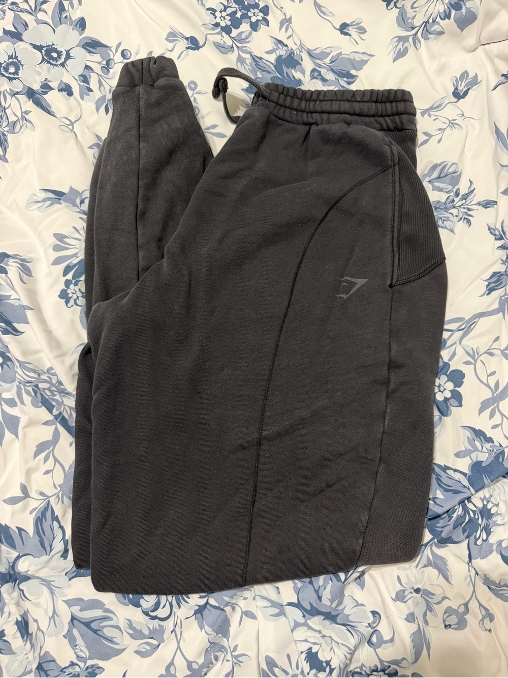 Gymshark Women’s Black Jogger Sweatpants
